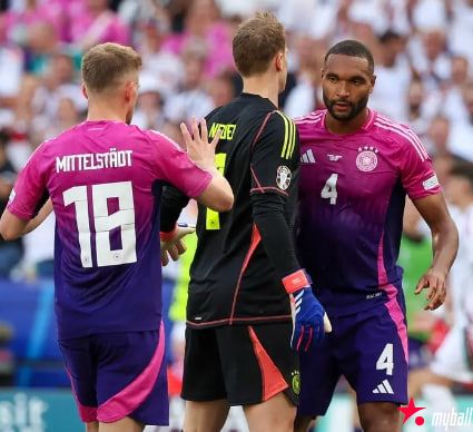 大发体育-欧洲杯早报:梅西意外乱入 乌龙君“大四喜”领,大发助力你的致富之路!