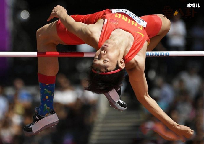 张国伟龙吸水是什么梗? 国家运动员变成网红