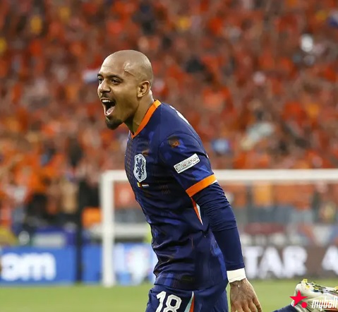 大发体育-马伦:从开场乌龙到替补双响 全能锋霸完美救赎,大发助力你的致富之路!