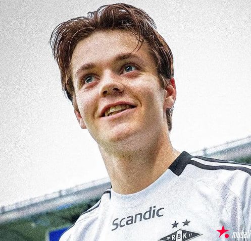 大发体育-曼联冬窗欲签17岁新厄德高!拉爵将刮彩进行到底,大发助力你的致富之路!