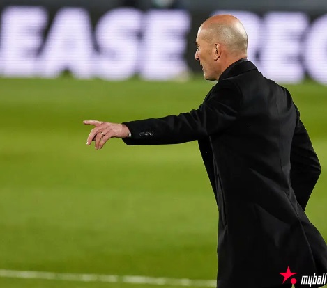 大发体育-重返教练席?法媒:齐达内有兴趣接替滕哈格执教,大发助力你的致富之路!