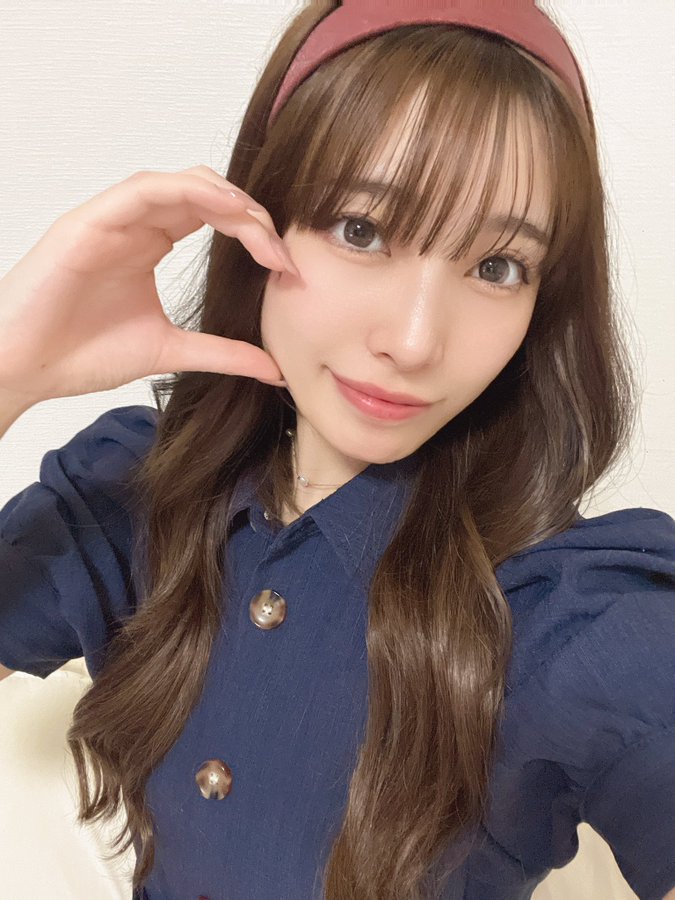 花里明理(花里アカリ)出道作品番号及封面,花里明理个人简介