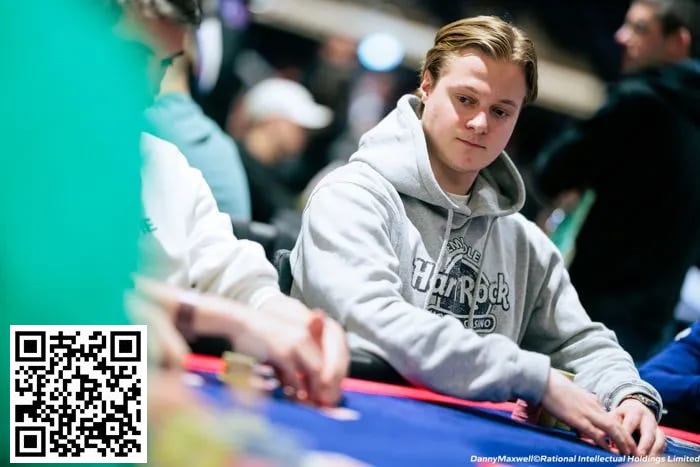 【EV扑克】话题 | 扑克玩家在EPT主赛事翻牌前弃掉KK,他是对的吗?