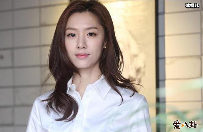 徐智慧在韩国有名吗? 此前不温不火今凭借爱的迫降走红