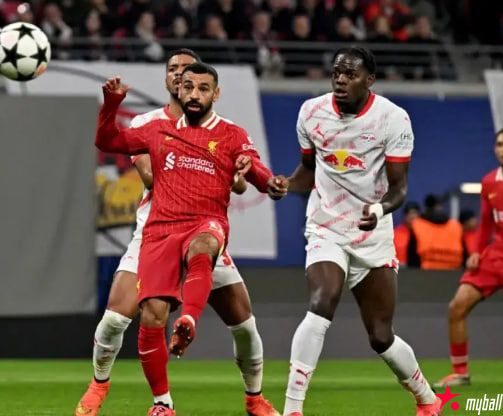 大发体育-39岁的C罗还能倒挂金钩,32岁的萨拉赫太年轻,大发助力你的致富之路!