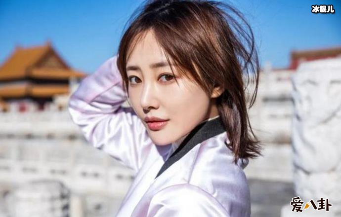 李纯金陵十三钗演的谁? 出道起点高资源好有何惊人背景