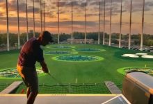 大发体育-看老虎伍兹打室内高尔夫，爽吗，大发助力你的致富之路！-捕鱼中文站