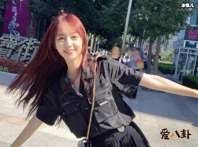 秦牛正威的黑料被扒?她是如何火起来的