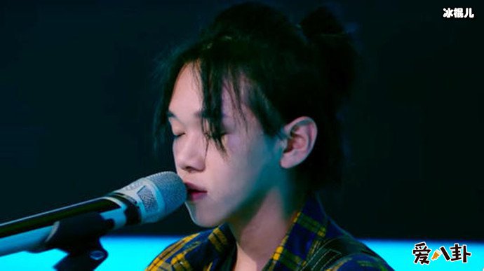 民谣歌手张嫮目被曝家暴?前女友晒图证明!