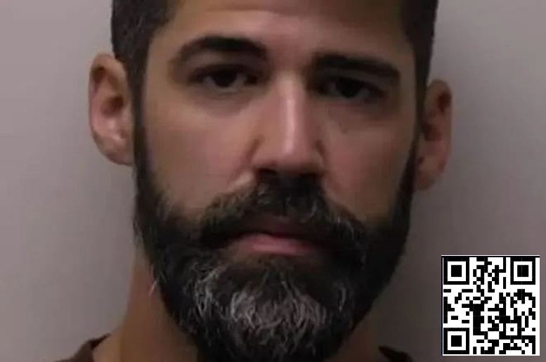 【EV扑克】她失去右眼,他获得冠军:WSOP金手链得主承认骇人家暴罪行