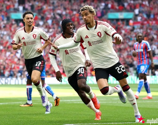 迈博体育 社区盾-埃基蒂克首球萨拉赫丢点 利物浦4-5水晶宫