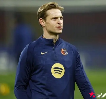 大发体育-队长候选人!巴萨主力中场续约,大发助力你的致富之路!