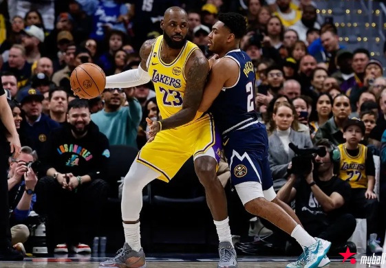 大发体育-曝湖人只会与两三支球队讨论詹姆斯交易 包括骑士，大发助力你的致富之路！