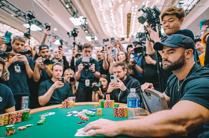 【EV扑克】极致煎熬！2026WSOP 主赛泡沫圈定档 Day4，经典剧本再度复刻