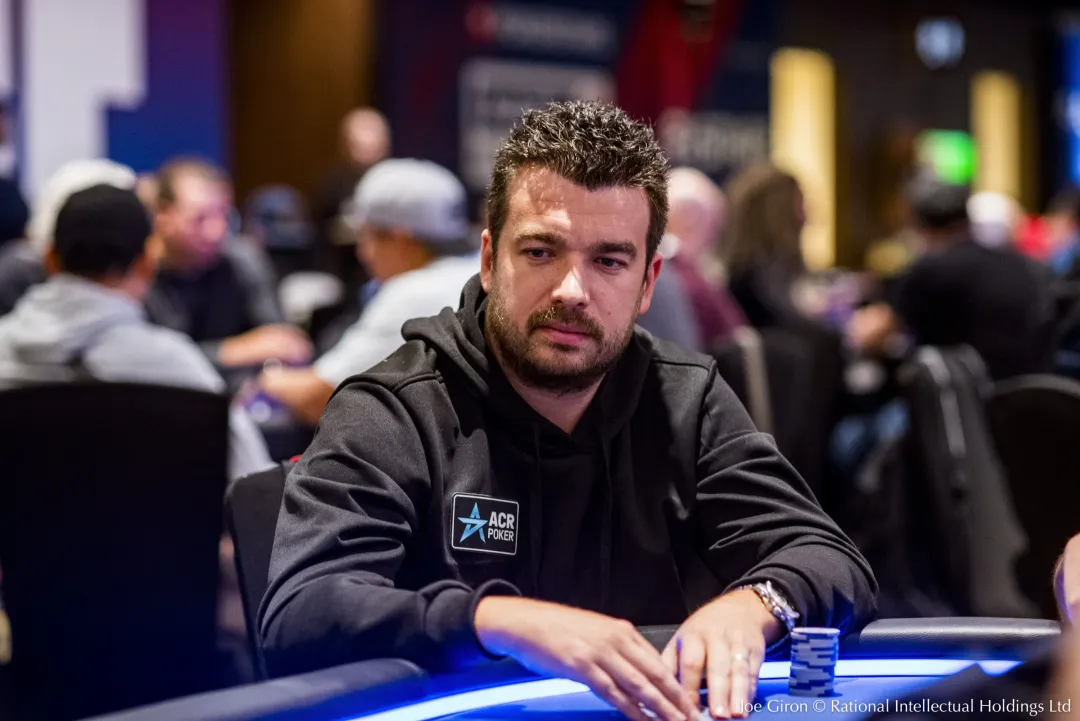 【EV扑克】WSOP主赛上这手32s,打出了职业与业余的思维鸿沟