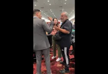 【EV扑克】规则书遇上荒诞剧：他坐错位置，全下了别人的记分牌并输掉，然后整个扑克圈吵翻了-捕鱼中文站