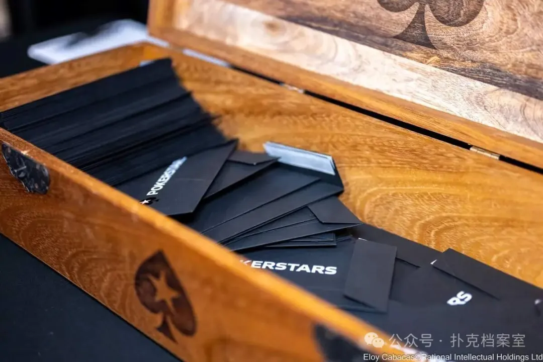 【EV扑克】神秘赏金赛的反统计奇迹：两枚最大赏金同时闯入单挑